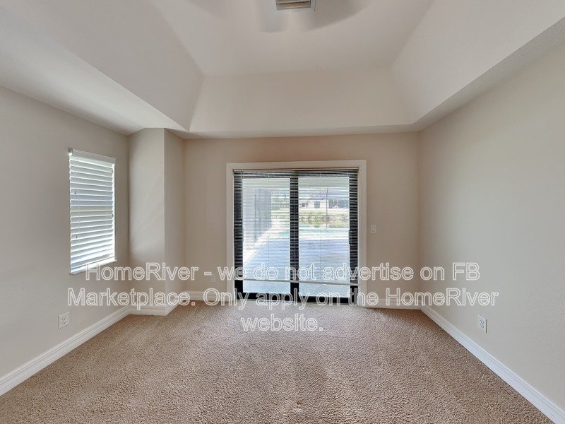 Move In ready! Pool Home property image