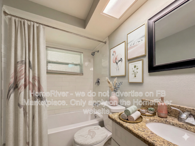 Available Now! Amazing 3 bed 2 bath home! property image