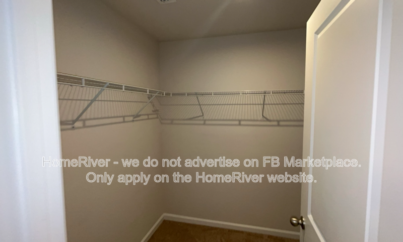 Spacious 3BR + Loft - Screened Lanai - Resort-Style Amenities property image