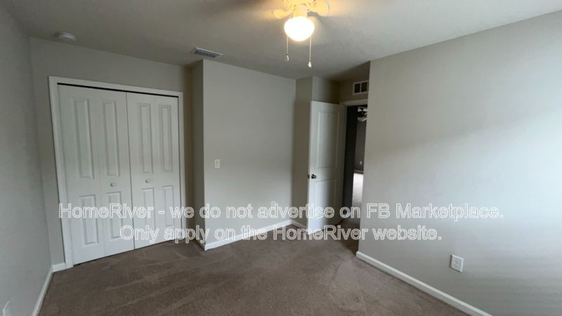 Spacious 3BR + Loft - Screened Lanai - Resort-Style Amenities property image