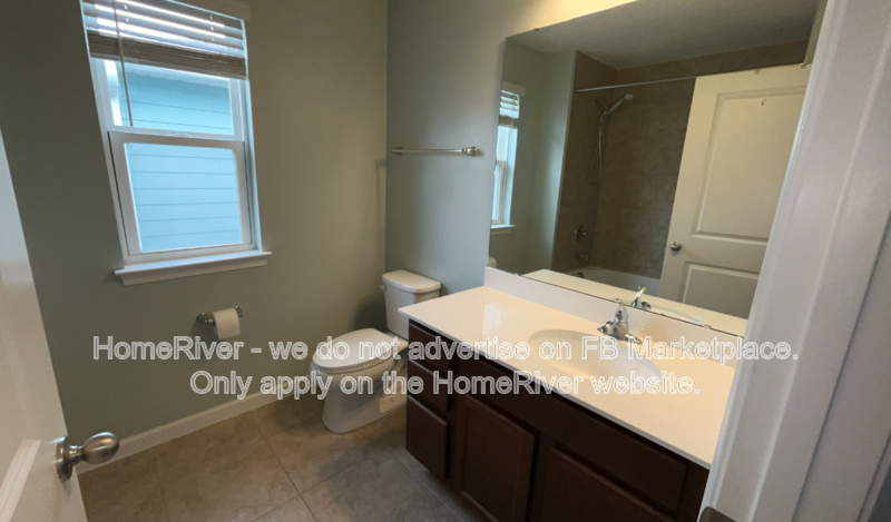Spacious 3BR + Loft - Screened Lanai - Resort-Style Amenities property image