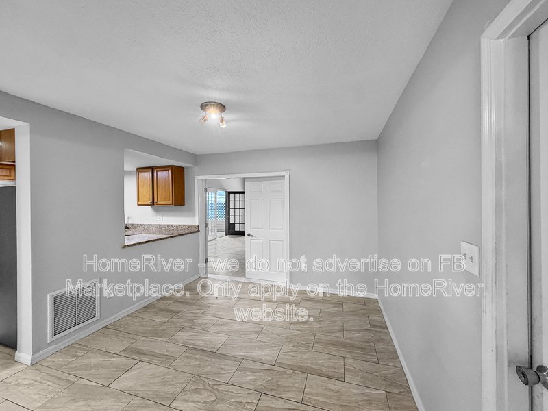 Available Now! Amazing 5 bed 3 bath home! property image