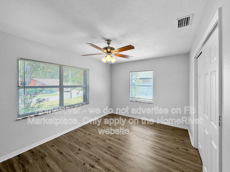 Available Now! Amazing 5 bed 3 bath home! property image