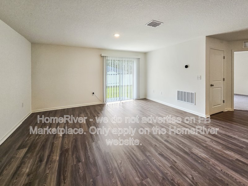 Available Now! Amazing 3 bed 2 bath home! property image