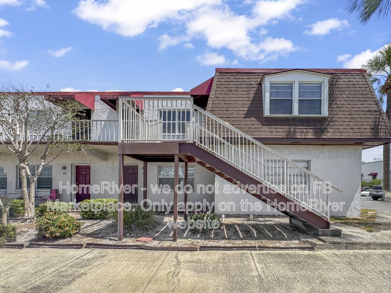 GREAT LOCATION - WATER INCLUDED - SECTION 8 ACCEPTED property image