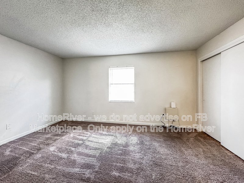 GREAT LOCATION - WATER INCLUDED - SECTION 8 ACCEPTED property image