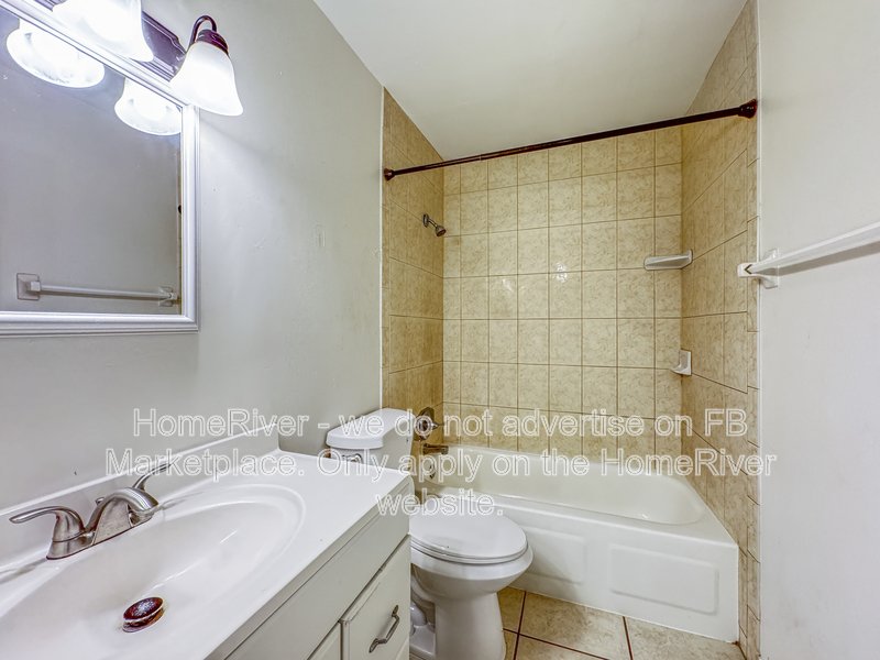 GREAT LOCATION - WATER INCLUDED - SECTION 8 ACCEPTED property image