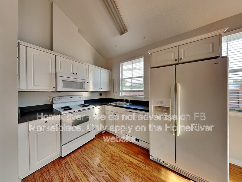 Move in Ready! 1510 N 17th Street Unit 4D property image