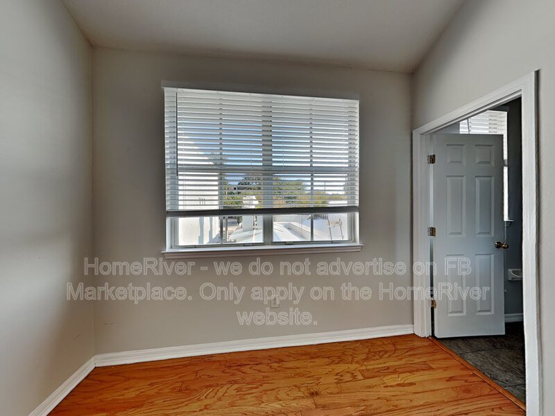 Move in Ready! 1510 N 17th Street Unit 4D property image
