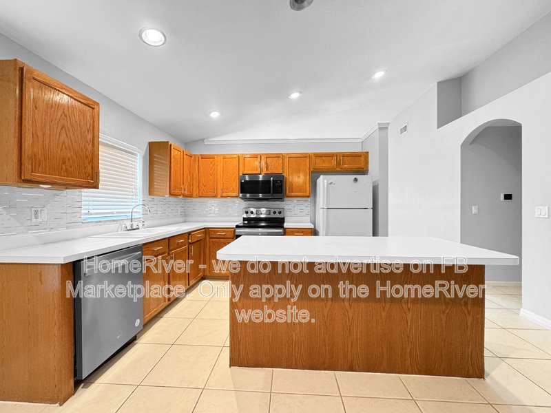 Spacious 4BR Home - Nearly 2,000 Sq Ft in Hampton Hills property image