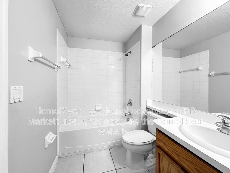 Spacious 4BR Home - Nearly 2,000 Sq Ft in Hampton Hills property image