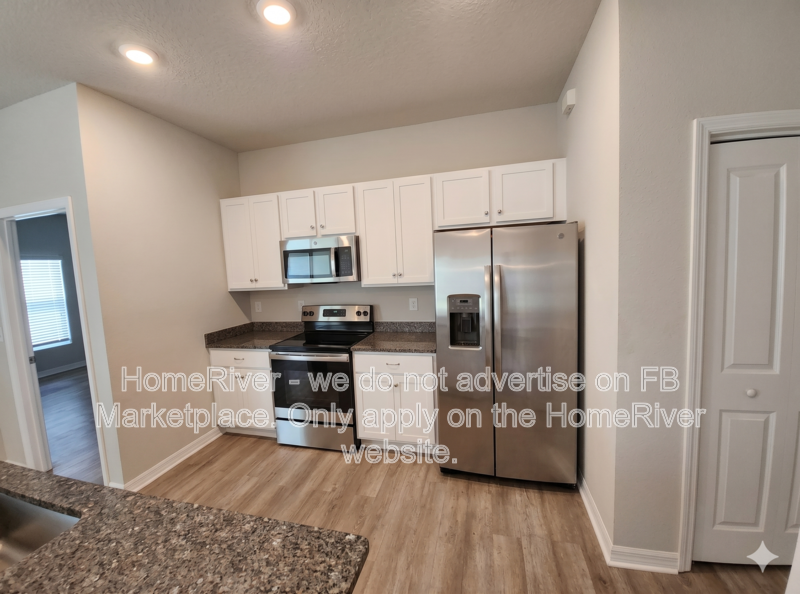 3BR Home 2,500+ Sq Ft - Pet Friendly - Covered Patio property image