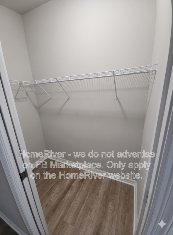 3BR Home 2,500+ Sq Ft - Pet Friendly - Covered Patio property image
