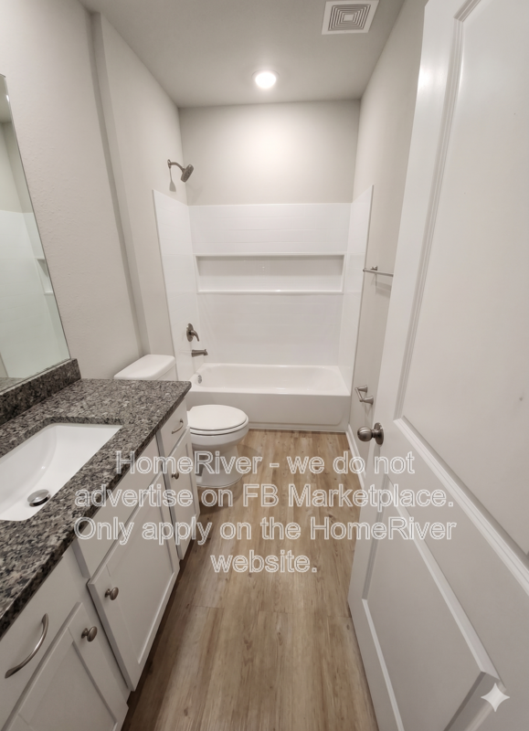 3BR Home 2,500+ Sq Ft - Pet Friendly - Covered Patio property image