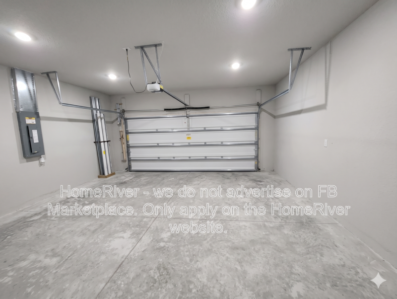 3BR Home 2,500+ Sq Ft - Pet Friendly - Covered Patio property image