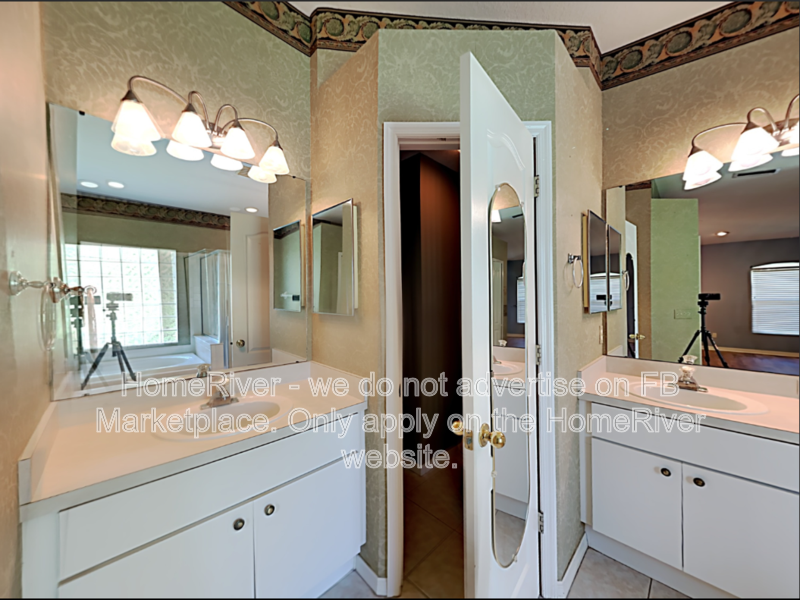 Spacious 3BR Pool Home - Pet Friendly -  Fishhawk Living property image