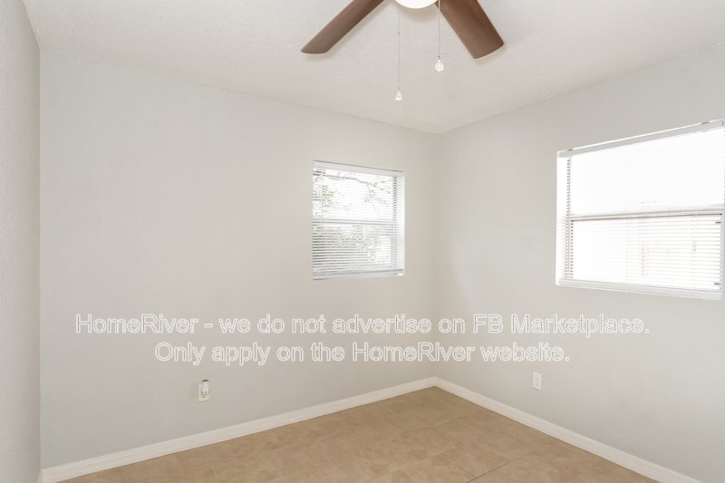 Adorable 3 bd 2 bath Single Family Home property image