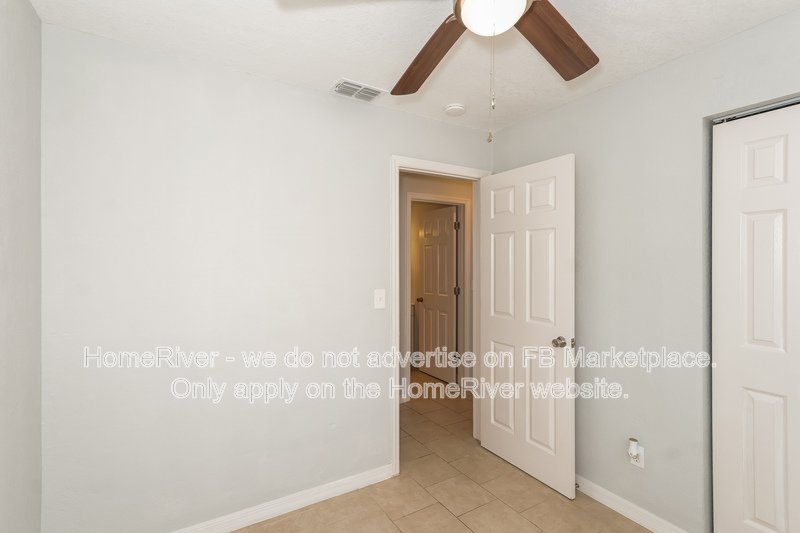 Adorable 3 bd 2 bath Single Family Home property image
