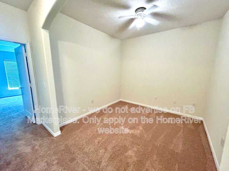 2BR Townhome - Dual Ensuite Baths + Den -  Gated Community property image