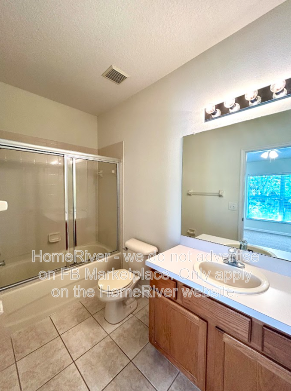 2BR Townhome - Dual Ensuite Baths + Den -  Gated Community property image