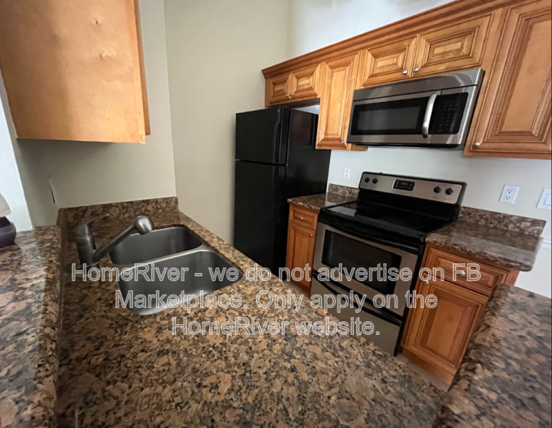 Move In Ready!- 712 Secret Harbor Ln Unit 200 Lake Mary, FL 32746 property image