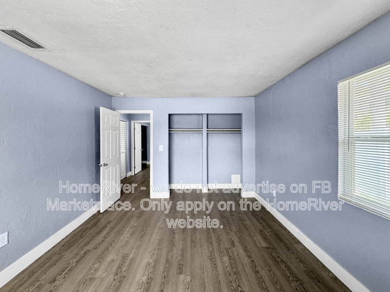 Renovated 2BR w/ Screened Lanai - Pet Friendly property image