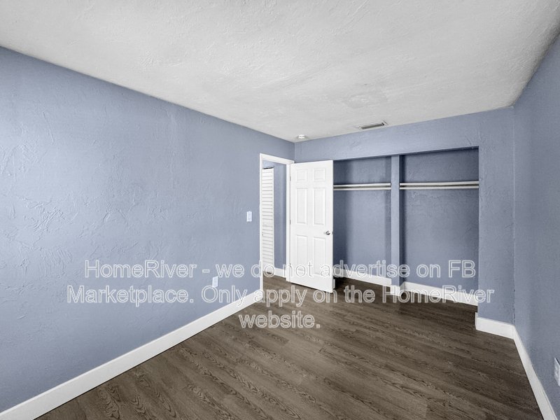 Renovated 2BR w/ Screened Lanai - Pet Friendly property image