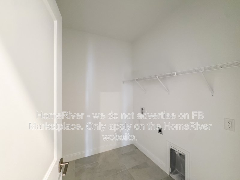 Available Now! Charming 4 bed 2 bath home! property image
