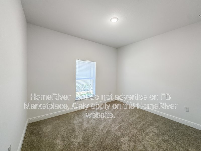 Available Now! Charming 4 bed 2 bath home! property image