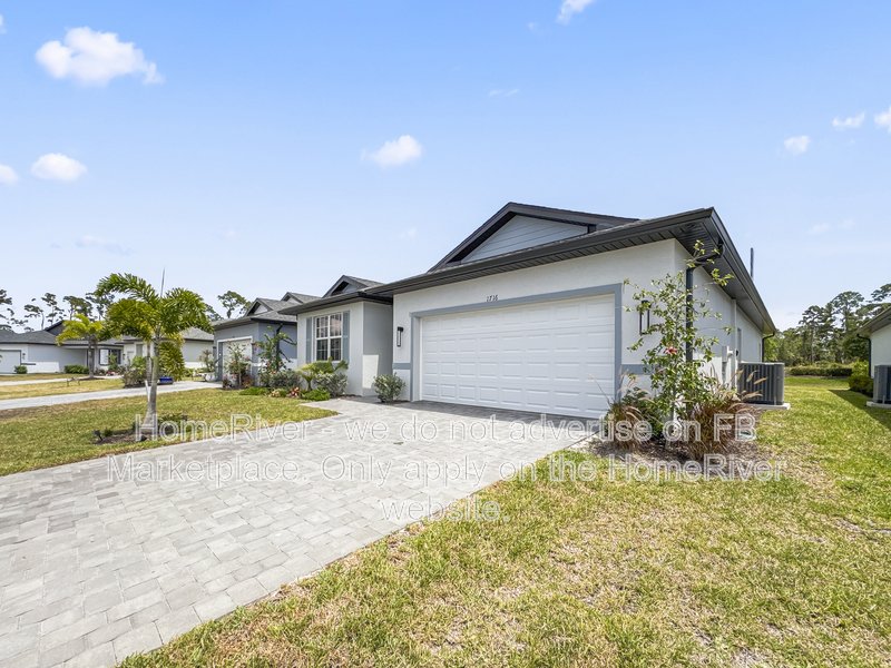 Available Now! Charming 4 bed 2 bath home! property image