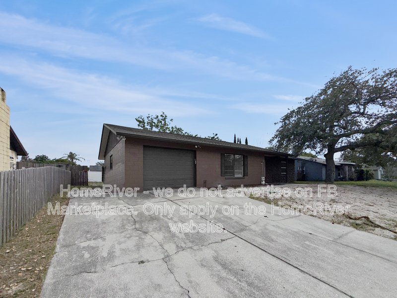 Available Now! Amazing 4 bed 3 bath home! property image