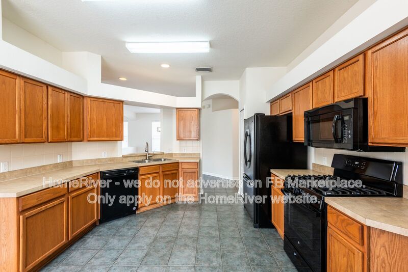 Spacious Pet-Friendly 4BR Home with Bonus Room - Loft - Screened Lanai property image