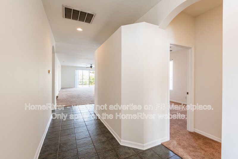 Spacious Pet-Friendly 4BR Home with Bonus Room - Loft - Screened Lanai property image