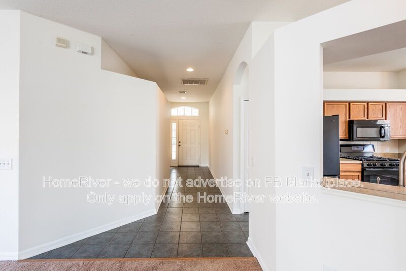 Spacious Pet-Friendly 4BR Home with Bonus Room - Loft - Screened Lanai property image