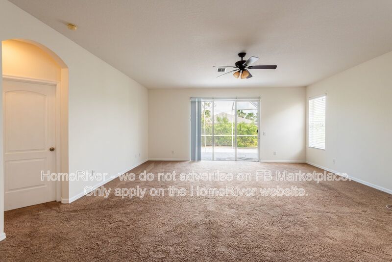 Spacious Pet-Friendly 4BR Home with Bonus Room - Loft - Screened Lanai property image