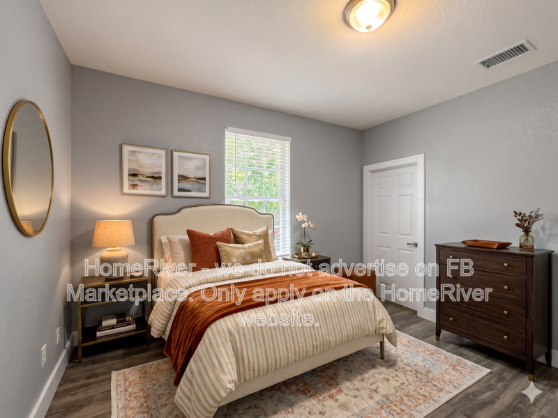 Available Now! Amazing 3 bed 2 bath home! property image