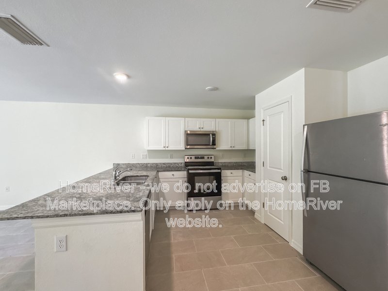 Beautiful 4 Bedroom Home in Port Charlotte | Pet Friendly! property image