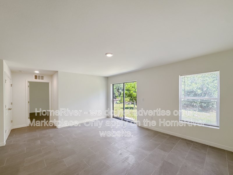 Beautiful 4 Bedroom Home in Port Charlotte | Pet Friendly! property image
