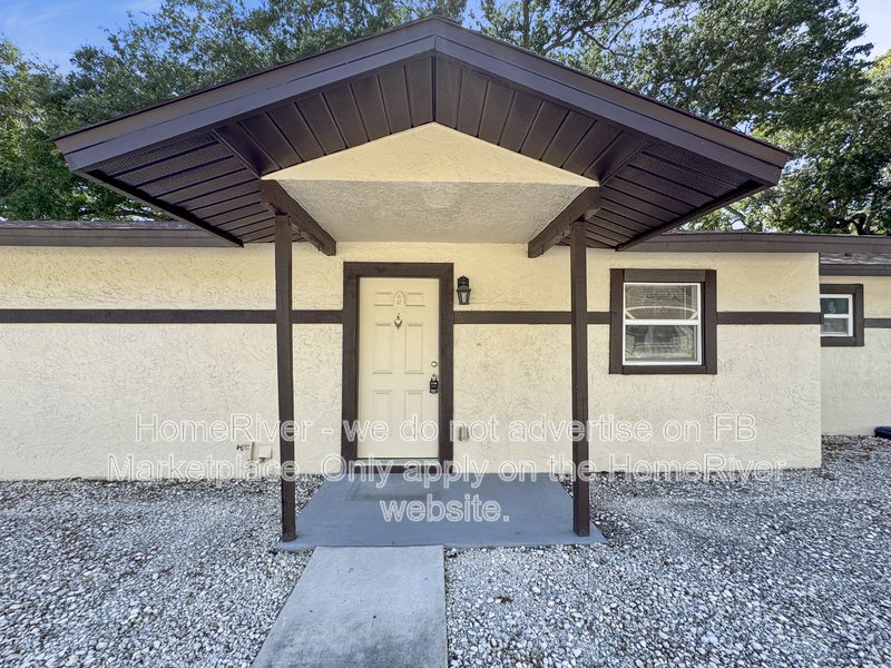 2BR Clearwater Duplex with Washer/Dryer Included property image
