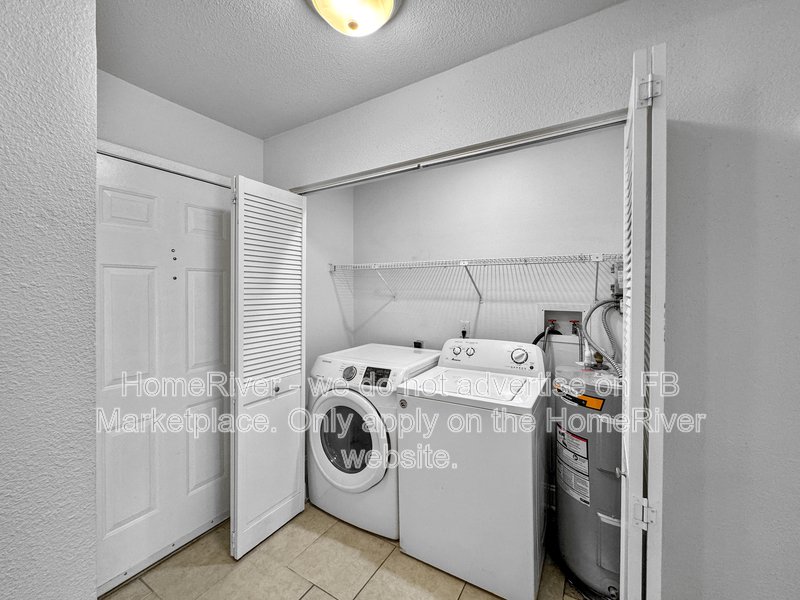 2BR Clearwater Duplex with Washer/Dryer Included property image