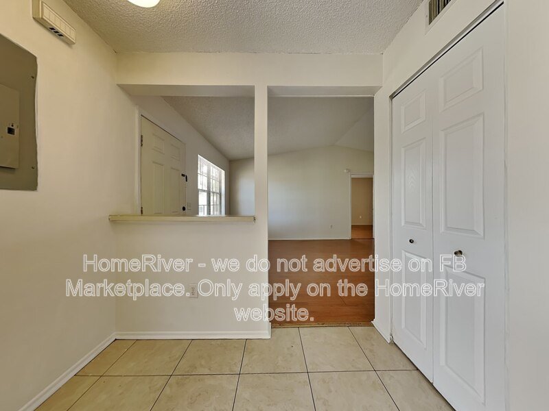 Apply Now!!! 58 Pine Trak Unit 104D property image