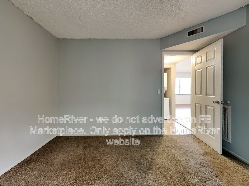 Apply Now!!! 58 Pine Trak Unit 104D property image