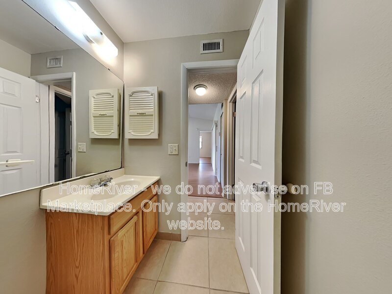 Apply Now!!! 58 Pine Trak Unit 104D property image