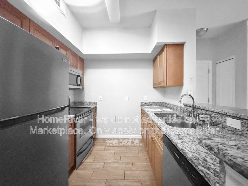 1 car garage!!!  8301 Elm Park Dr #6111 property image