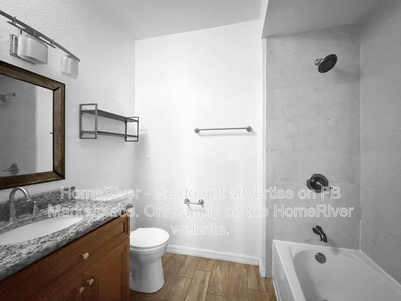 1 car garage!!!  8301 Elm Park Dr #6111 property image