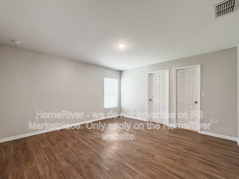 Apply now!!! 71 Spring Loop property image