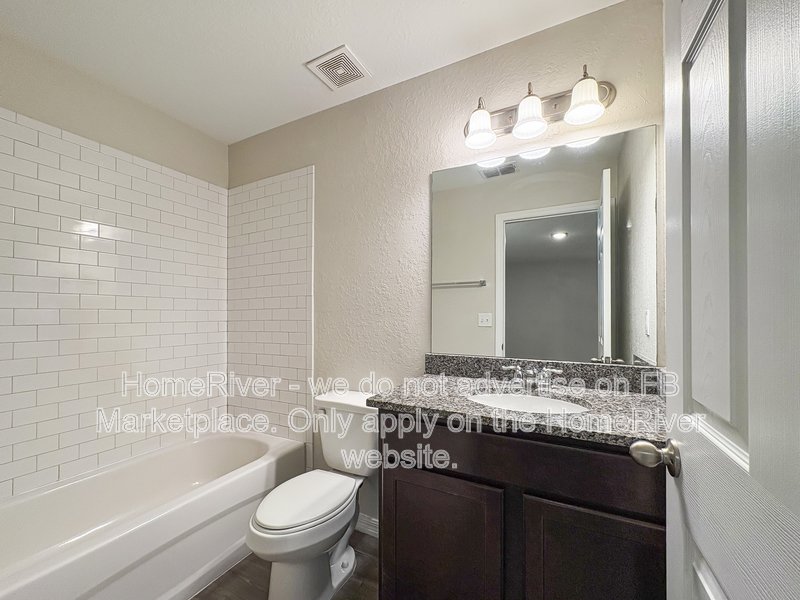 Apply now!!! 71 Spring Loop property image