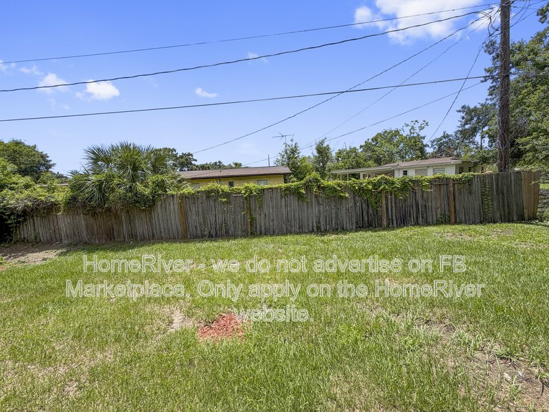 Available Now: 3 Beds | Pets Welcome | 1 Car Garage property image