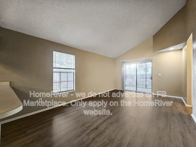 Attached Garage | Screened Porch | Private Yard | Vinyl Flooring property image