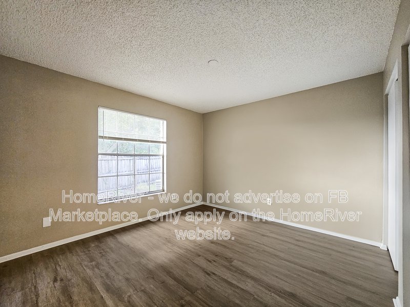 Attached Garage | Screened Porch | Private Yard | Vinyl Flooring property image